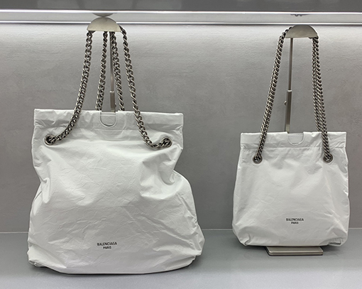 バレンシアガ ショルダーバッグスーパーコピー  BALENCIAGA CRUSH シリーズ　ごみ袋