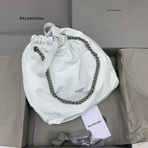 バレンシアガ ショルダーバッグスーパーコピー  BALENCIAGA CRUSH シリーズ　ごみ袋