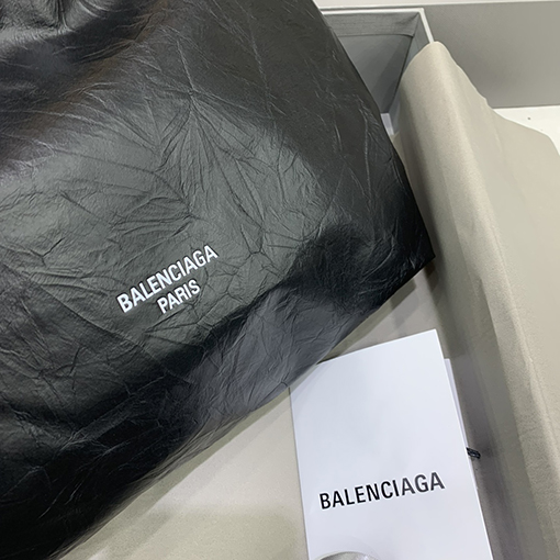 バレンシアガ ショルダーバッグ コピー BALENCIAGA CRUSH シリーズ ごみ袋 スモールサイズ