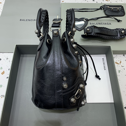 バレンシアガ ショルダーバッグ コピー BALENCIAGA 新しいバケツバッグ-可愛くて実用的 全2色