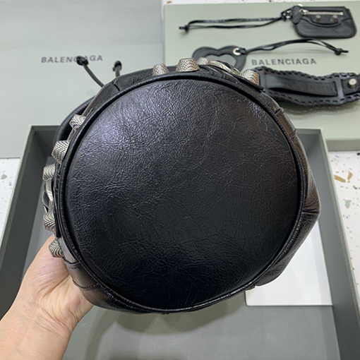 バレンシアガ ショルダーバッグ コピー BALENCIAGA 新しいバケツバッグ-可愛くて実用的 全2色