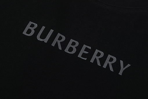 バーバリー半袖Tシャツ スーパーコピー BURBERRY 戦馬ロゴプリントのショートスリーブTシャツ