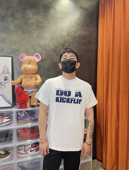ルイヴィトン  半袖Tシャツ スーパーコピー   スノーマウンテンロゴTシャツ