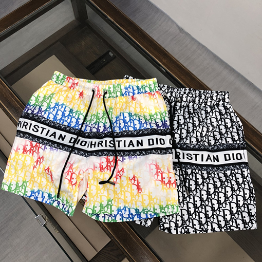 ディオールビーチパンツ DIOR 花柄のビーチパンツでスタイリッシュな夏を過ごそう