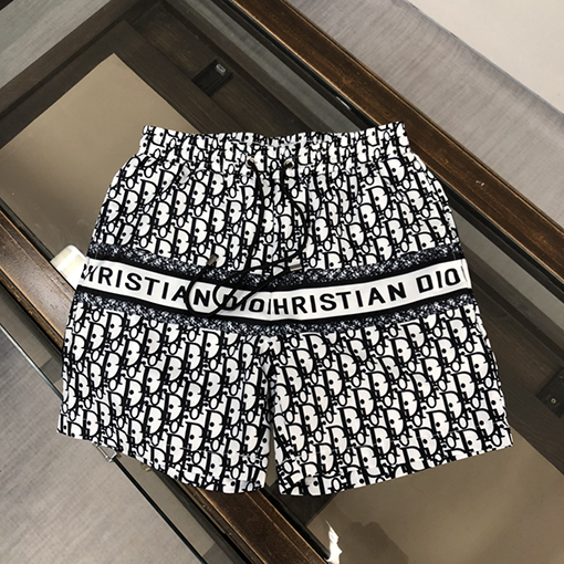 ディオールビーチパンツ DIOR 花柄のビーチパンツでスタイリッシュな夏を過ごそう