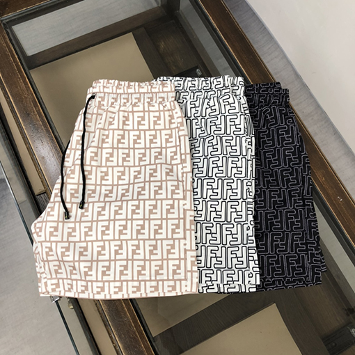 フェンディビーチパンツ スーパーコピー FENDI 網状の生地が内蔵された快適さ抜群なINSのビーチパンツ