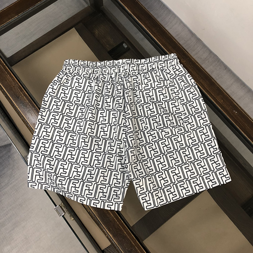 フェンディビーチパンツ スーパーコピー FENDI 網状の生地が内蔵された快適さ抜群なINSのビーチパンツ