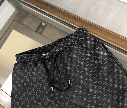 グッチ ビーチパンツ スーパーコピー GUCCI ゆったりとしたシルエットで涼しく快適なホームウェア