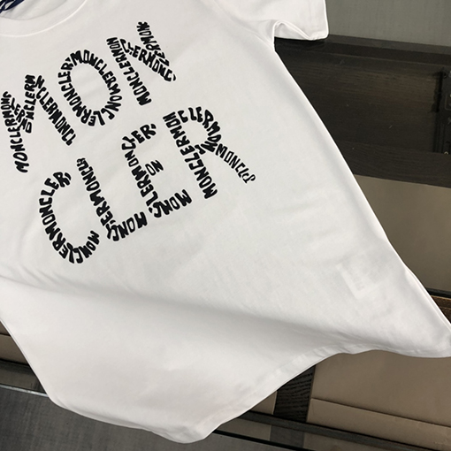 モンクレール 半袖Tシャツ スーパーコピー MONCLER 着心地抜群で、トレンディかつ個性的
