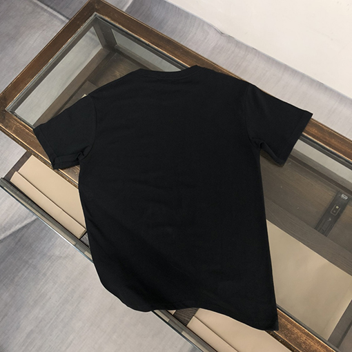 モンクレール 半袖Tシャツ スーパーコピー MONCLER 着心地抜群で、トレンディかつ個性的