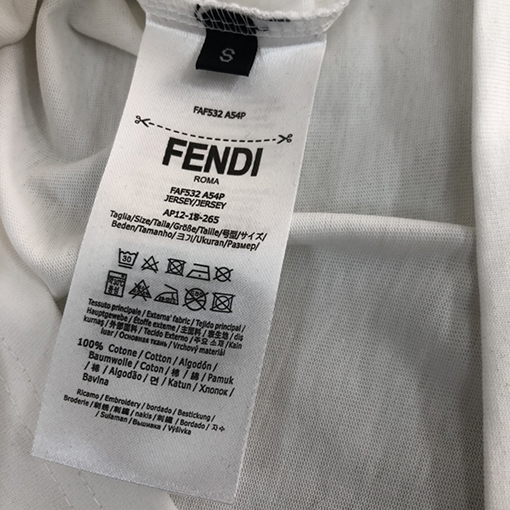 フェンディ半袖Tシャツ コピー  FENDI 全く新しいデザインによるインスピレーション 極上のファッション性を持つTシャツ