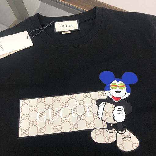 グッチ 半袖Tシャツ コピー GUCCI 高級感と個性を備えた究極の万能アイテム