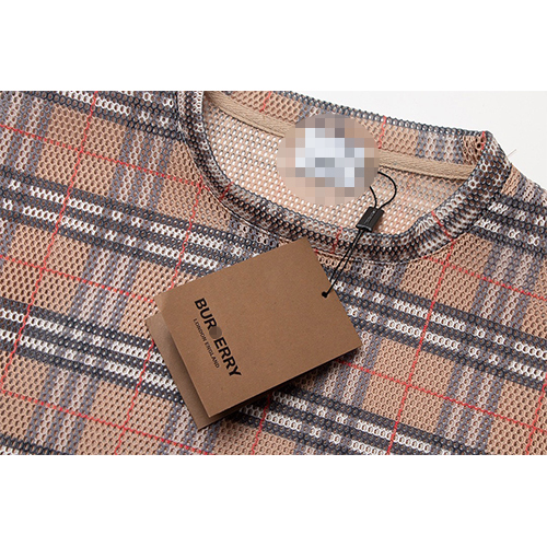 バーバリー 半袖Tシャツ スーパーコピー BURBERRY プリント半袖Tシャツ