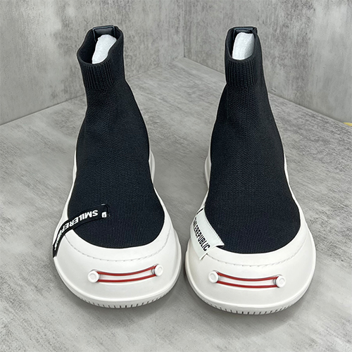 SMILEREPUBLIC スニーカー スーパーコピー メンズ  シューズ