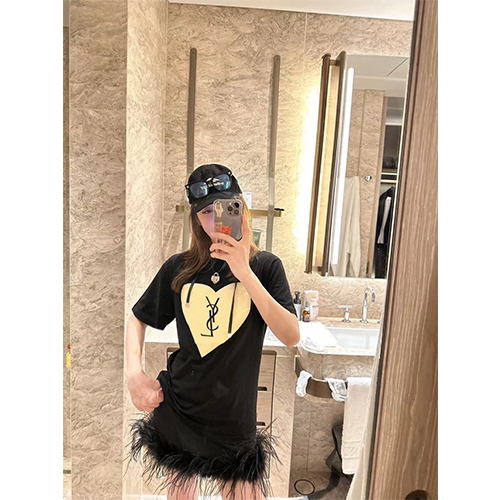 サンローラン 半袖Tシャツ スーパーコピー Saint Laurent
