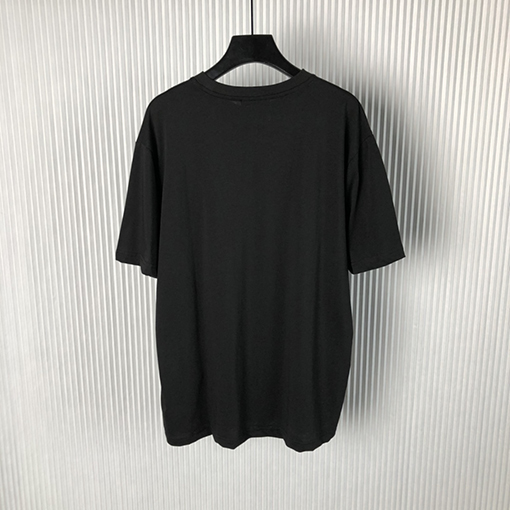 プラダ 短袖Tシャツ PRADA シンプルなロゴTシャツ、Pradaのモダンなスタイルを映し出す