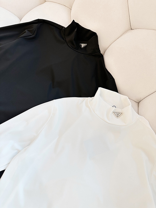 プラダ 長袖 Tシャツ スーパーコピー PRADA スタンドカラー&ロゴ入りストレッチ長袖