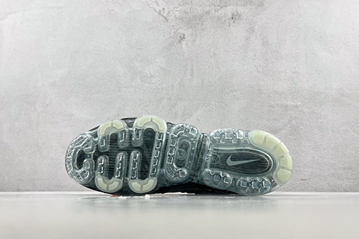 オフホワイト スニーカー　スーパーコピー　Nike Air VaporMax x OFF-WHITE　コラボ
