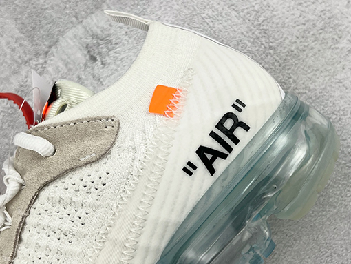 オフホワイト スニーカー　スーパーコピー　Nike Air VaporMax x OFF-WHITE　コラボ
