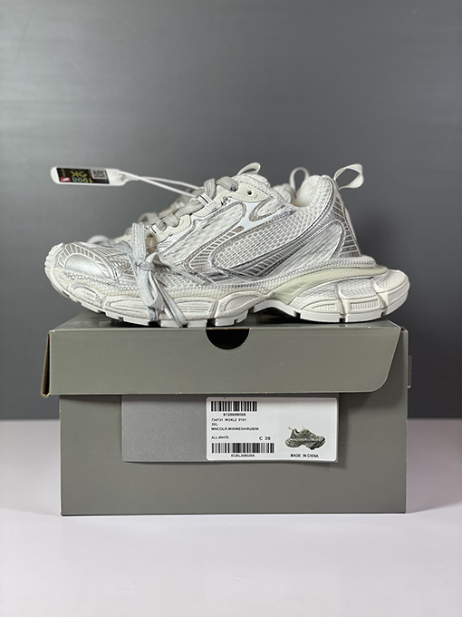 バレンシアガ  スニーカー  スーパーコピー Balenciaga Phantom Sneaker シューズ