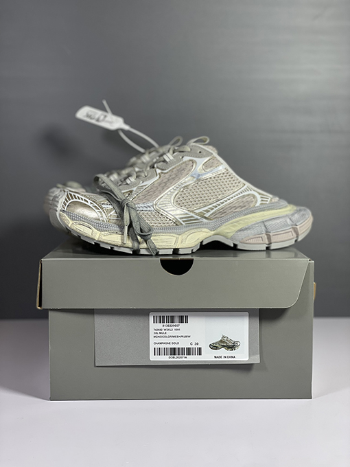 バレンシアガ  スニーカー  コピー Balenciaga Phantom Sneaker  シューズ