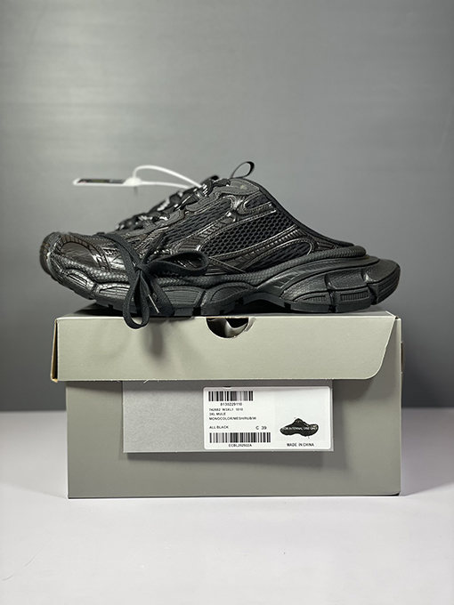 バレンシアガ  スニーカー  コピー Balenciaga Phantom Sneaker  シューズ