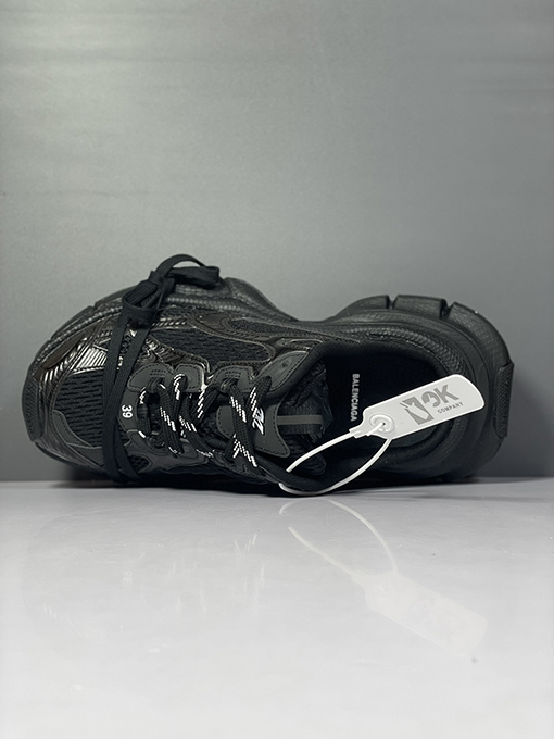 バレンシアガ  スニーカー  コピー Balenciaga Phantom Sneaker  シューズ