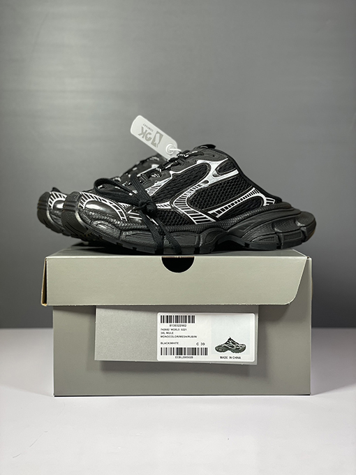 バレンシアガ  スニーカー  コピー Balenciaga Phantom Sneaker  シューズ