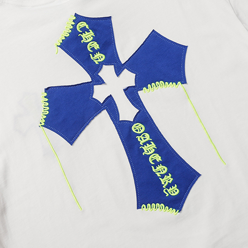 クロムハーツの レザーパッチ刺繍十字架短袖Tシャツ