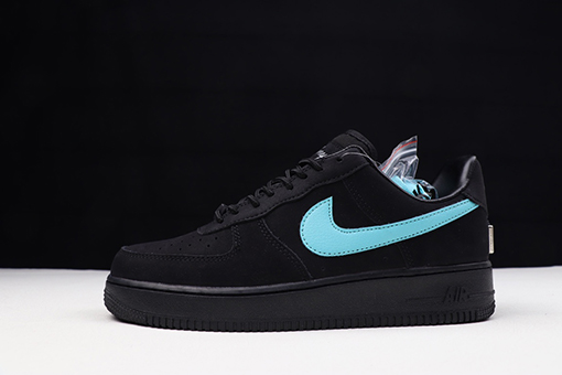 ナイキx ティファニー  スニーカー コラボ Tiffany & Co. x Nike Air Force 1 Low SP