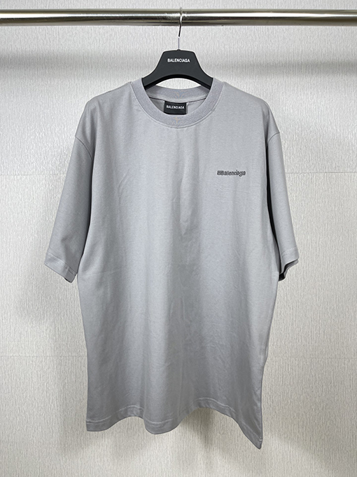 バレンシアガ 半袖Tシャツ スーパーコピー BALENCIAGA クラシックな英字BBロゴ刺繍半袖Tシャツ