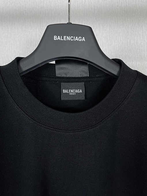 バレンシアガ 半袖Tシャツ スーパーコピー パリエッフェル塔のポラロイド写真プリント半袖Tシャツ