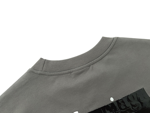 バレンシアガ 半袖Tシャツ コピー コーラ刺繍のクラシックな黒いビニール半袖Tシャツ