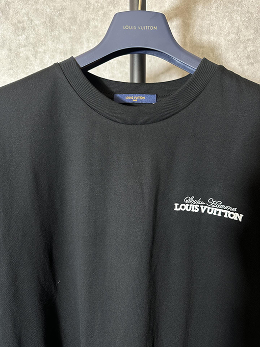 ヴィトン 短袖Tシャツ スーパーコピー   LVサンフラワーレターパッチ刺繍ショートスリーブTシャツ