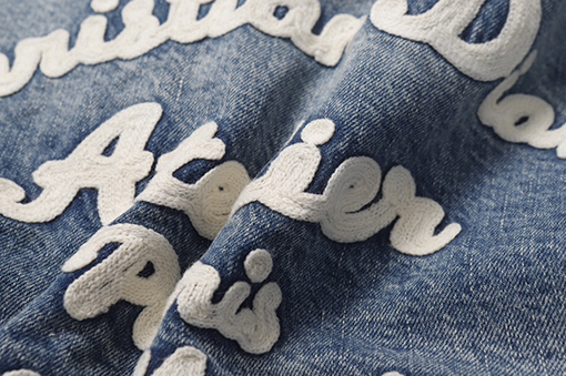 ディオール デニム ジャケットスーパーコピー   DIOR アウター  ウォッシュド加工刺繍ジップアップデニムジャケット・ユニセックス
