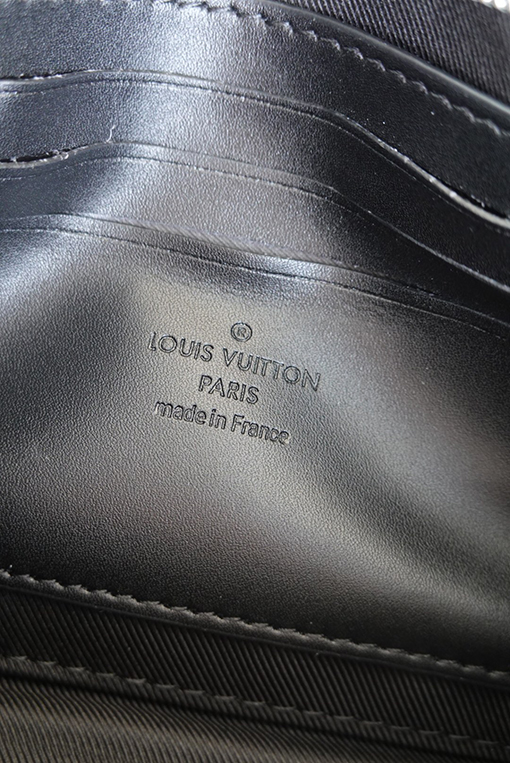 ヴィトン ショルダー バック スーパーコピー Louis Vuitton  ALPHA WEARABLE   M81260