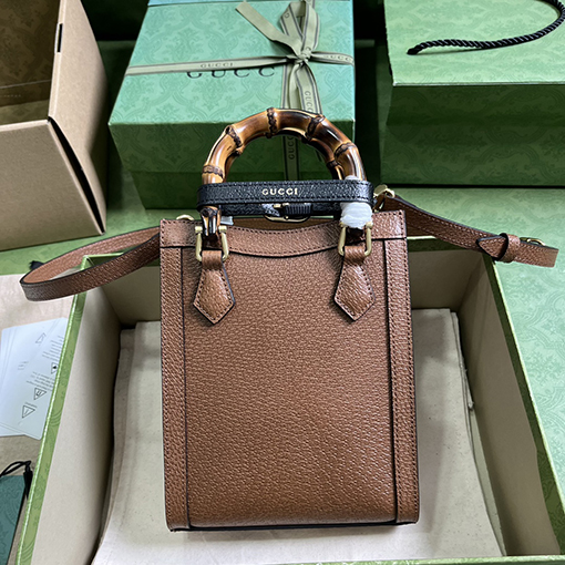 グッチ ショルダー バック スーパーコピー  Gucci Diana 竹の節ミニショルダー バック  739079