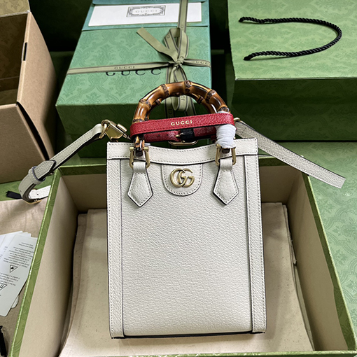 グッチ ショルダー バック スーパーコピー  Gucci Diana 竹の節ミニショルダー バック  739079