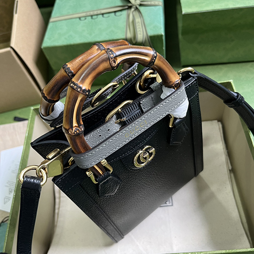 グッチ ショルダー バック スーパーコピー  Gucci Diana 竹の節ミニショルダー バック  739079