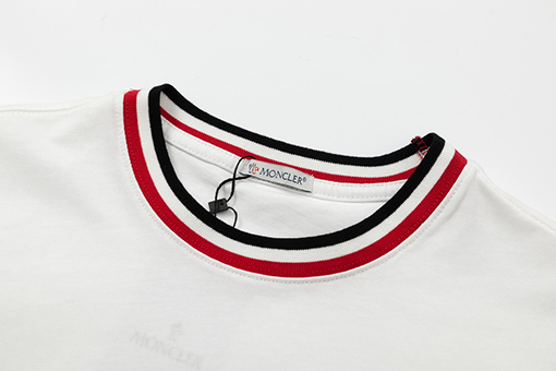モンクレール 半袖Tシャツ スーパーコピー   MONCLER メンズファッション通販  3色