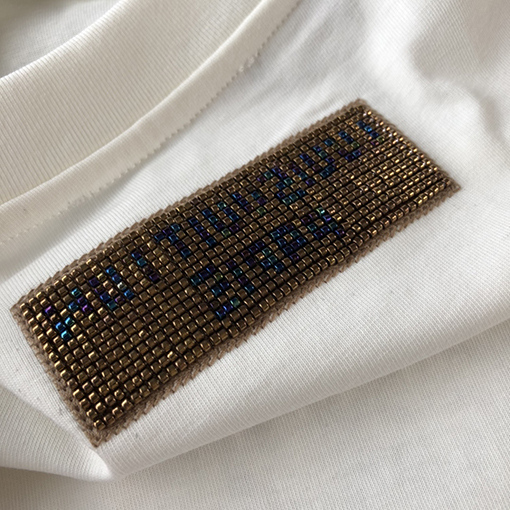 ヴィトン  半袖Tシャツ コピー Louis Vuitton ビーズグラデーションロゴの半袖Tシャツ