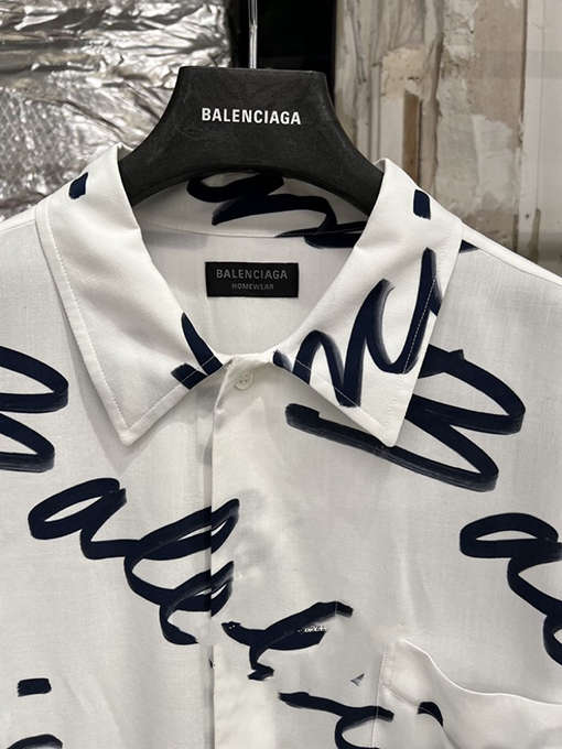 バレンシアガ シャツ BALENCIAGA 新しいスクリブルシルクプリントロングスリーブシャツ