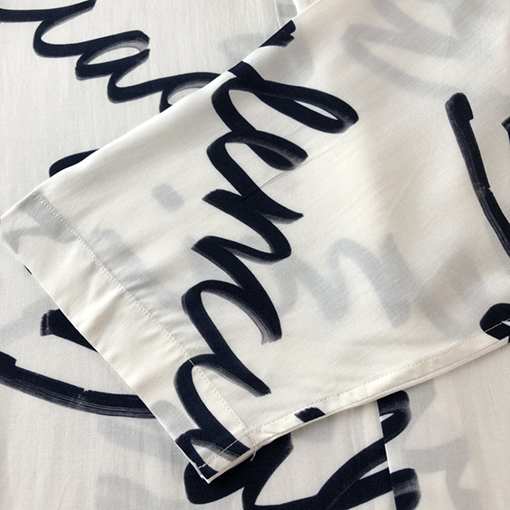 バレンシアガ シャツ BALENCIAGA 新しいスクリブルシルクプリントロングスリーブシャツ