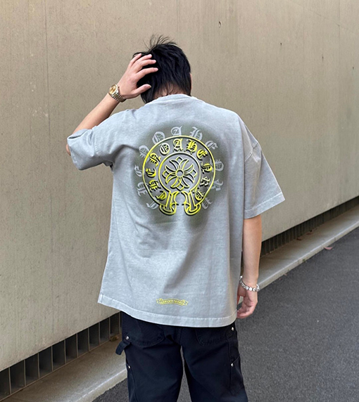クロムハーツ 半袖Tシャツ CHROME HEART バックプリントにはハイクオリティな大柄プリント