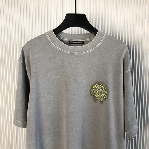 クロムハーツ 半袖Tシャツ CHROME HEART バックプリントにはハイクオリティな大柄プリント