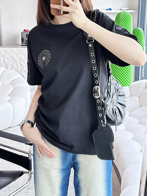 クロムハーツ 半袖Tシャツ スーパーコピー CHROME HEART ロゴレザーパッチショートスリーブTシャツ
