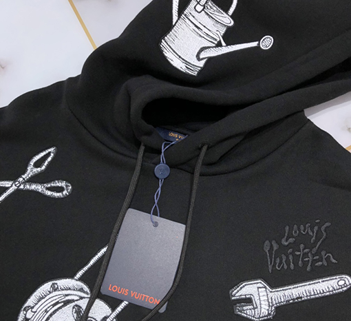 ヴィトン パーカーコピー ツールパターン 刺繍フード付きスウェットTシャツ