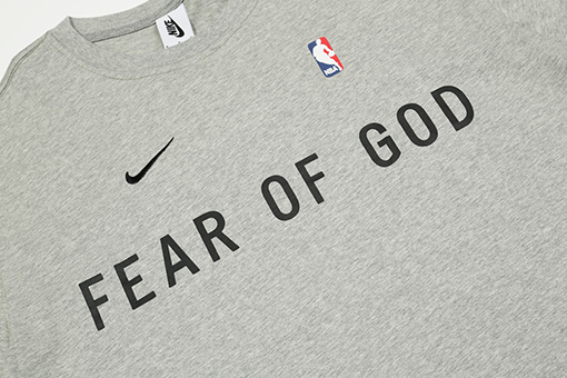 フィアオブゴッド x ナイキ  半袖Tシャツ  FEAR OF GOD コラボ半袖Tシャツ