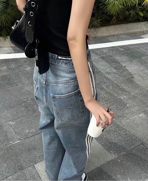 バレンシアガ x アディダス コラボ adidas x balenciaga トリプルストライプワイドレッグデニムパンツ