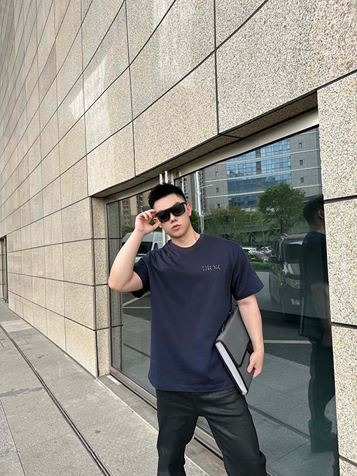ディオール 半袖Tシャツ スーパーコピー DIOR フォームプリントロゴTシャツ